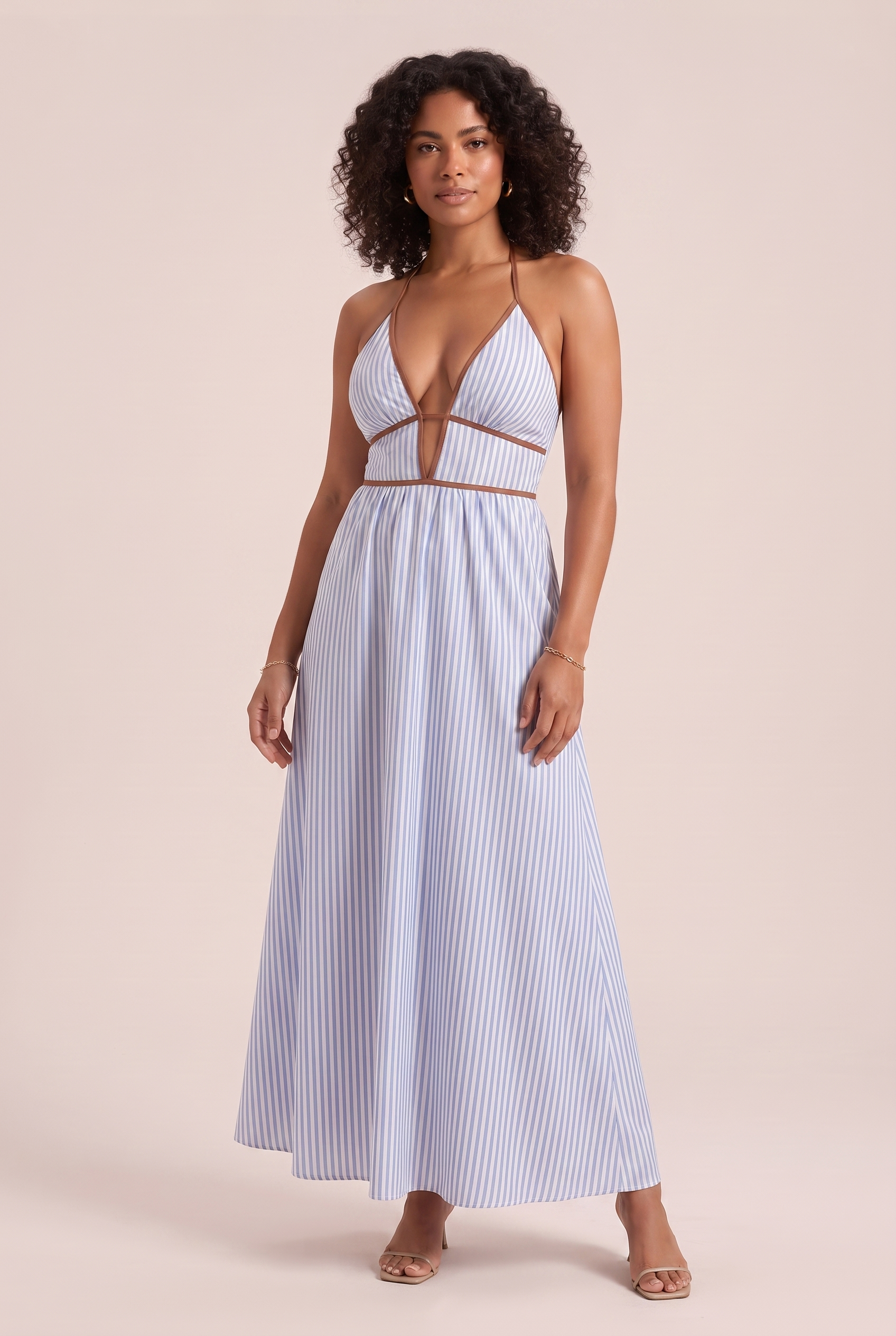 Robe longue col licou dos nu | Porté sur une autre silhouette | Lounelle Paris