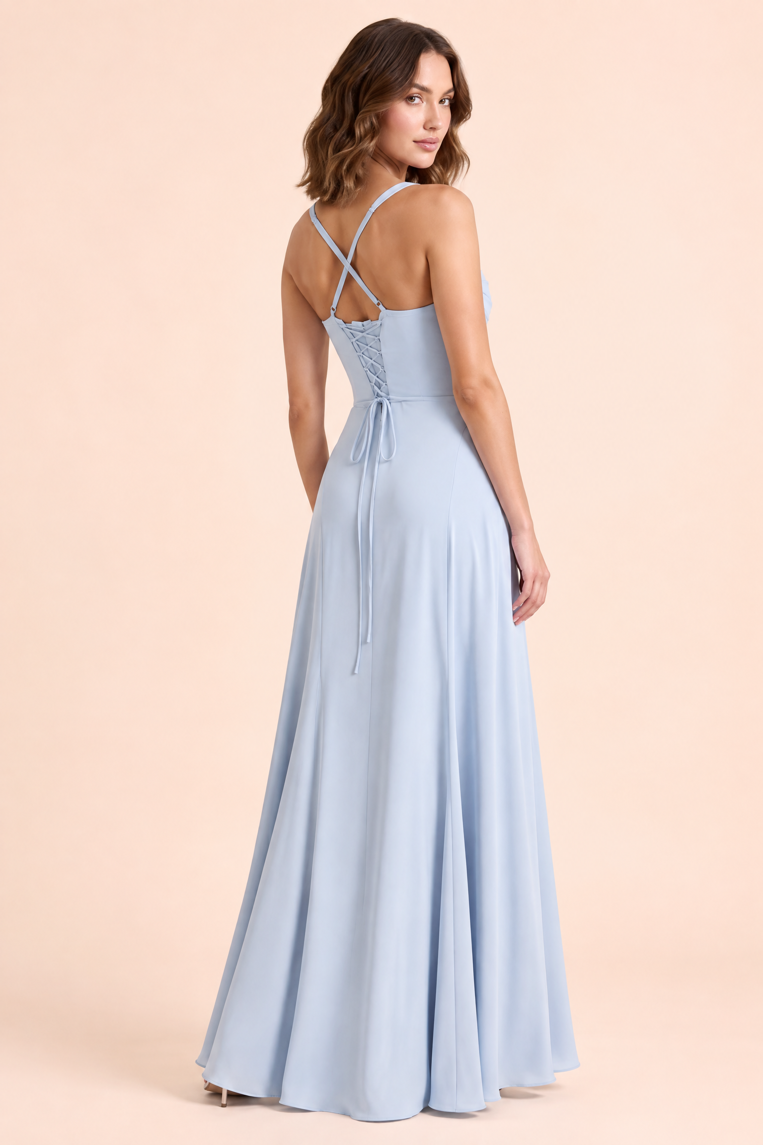 Robe longue bleu clair à fronces et décolleté cœur | Vue de dos | Lounelle Paris