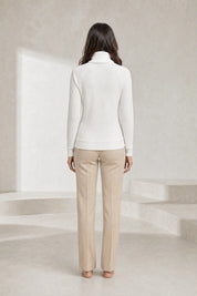 Pull blanc col roulé côtelé | Lounelle Paris