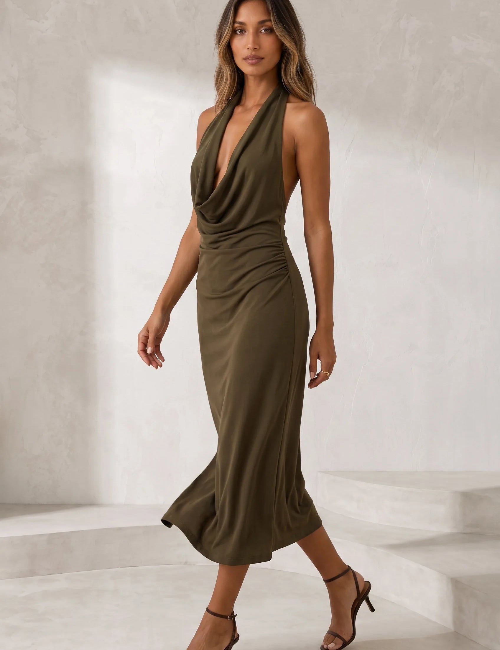 Robe olive col licou dos nu | Lounelle Paris